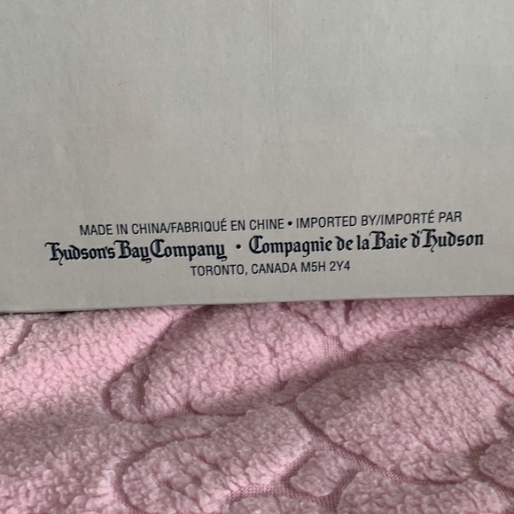 Christmas Street Procelain Doll - Picture 4 of 4